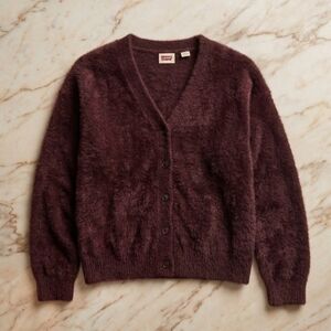 [Levi's] Cozy Fuzzy 4 Button Down Cardigan Sweater Deep Maroon Colour Unisex Med